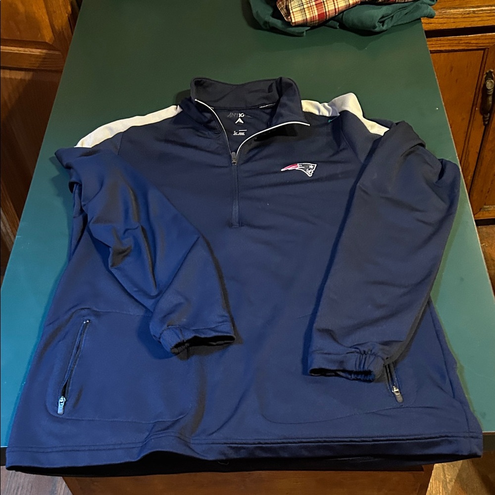 Antigua Navy Blue and White Lightweight Jacket New England Patriots